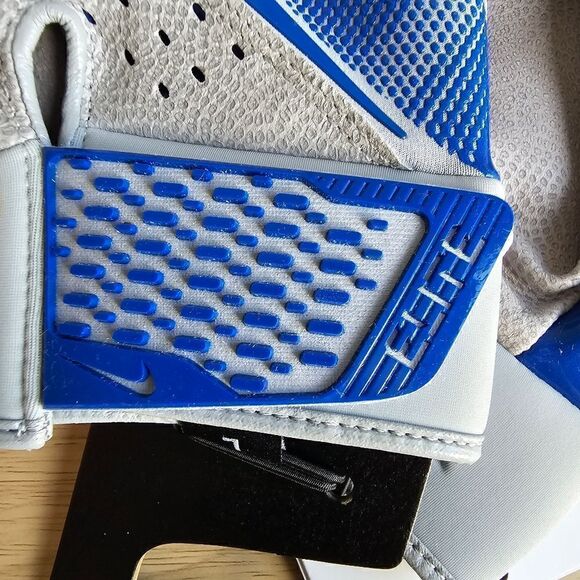 Nike Pitt Panthers Alpha Elite Baseball Batting Gloves XXL Grey Blue Yellow New - Picture 4 of 16